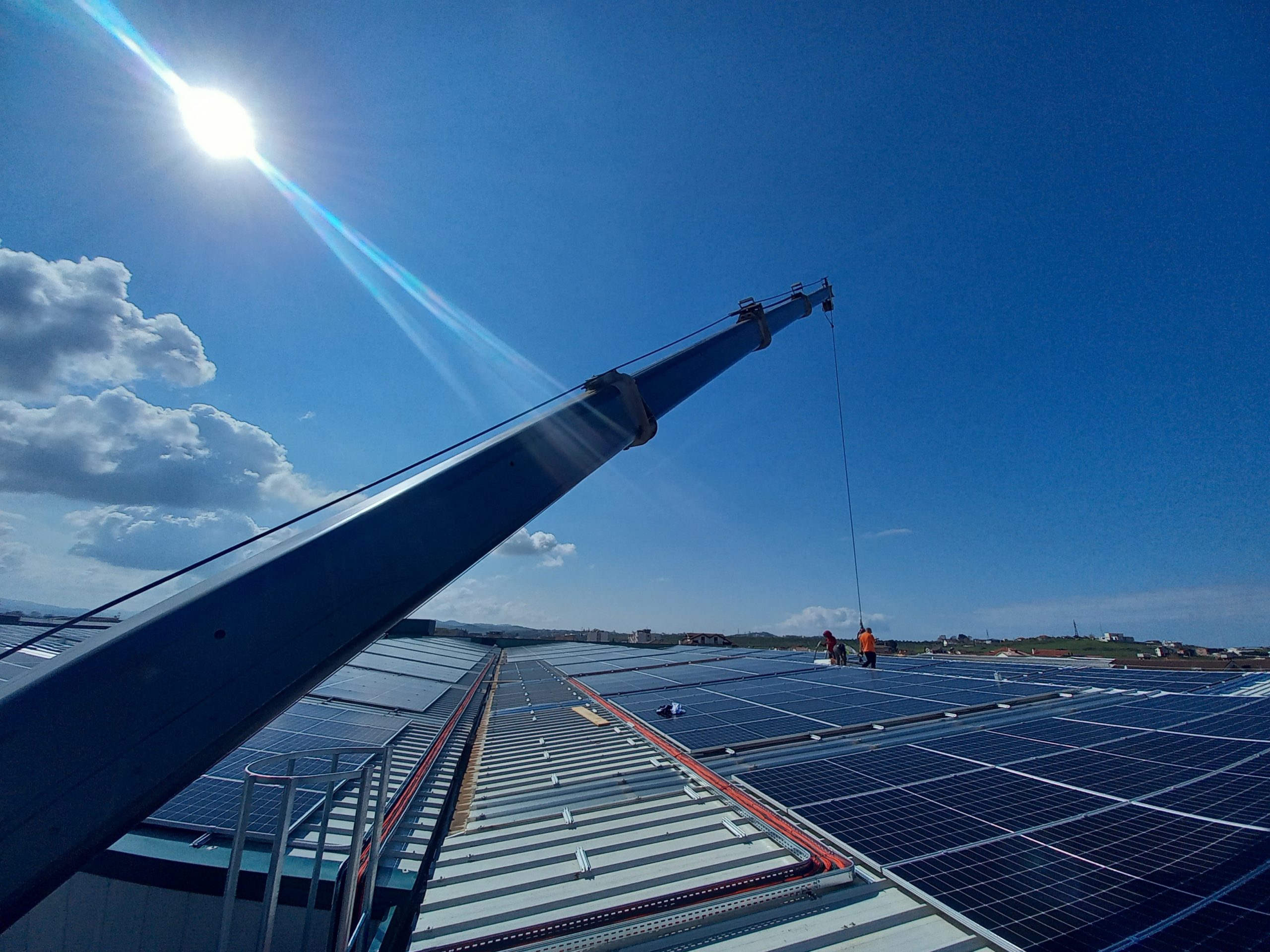 Projektet Tona Panele Diellore, Solar Panel Solaron